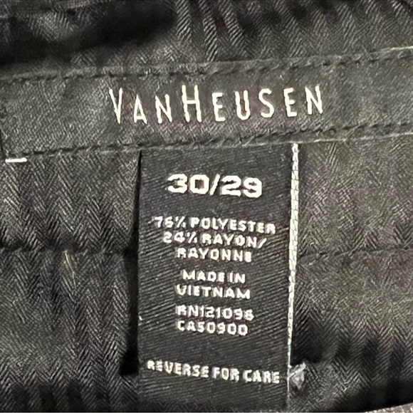 (🎄BOGO) Van Heusen Dress Pants Cuffed Hem Pleat Front Gray 30 29 Office EUC - Picture 4 of 8